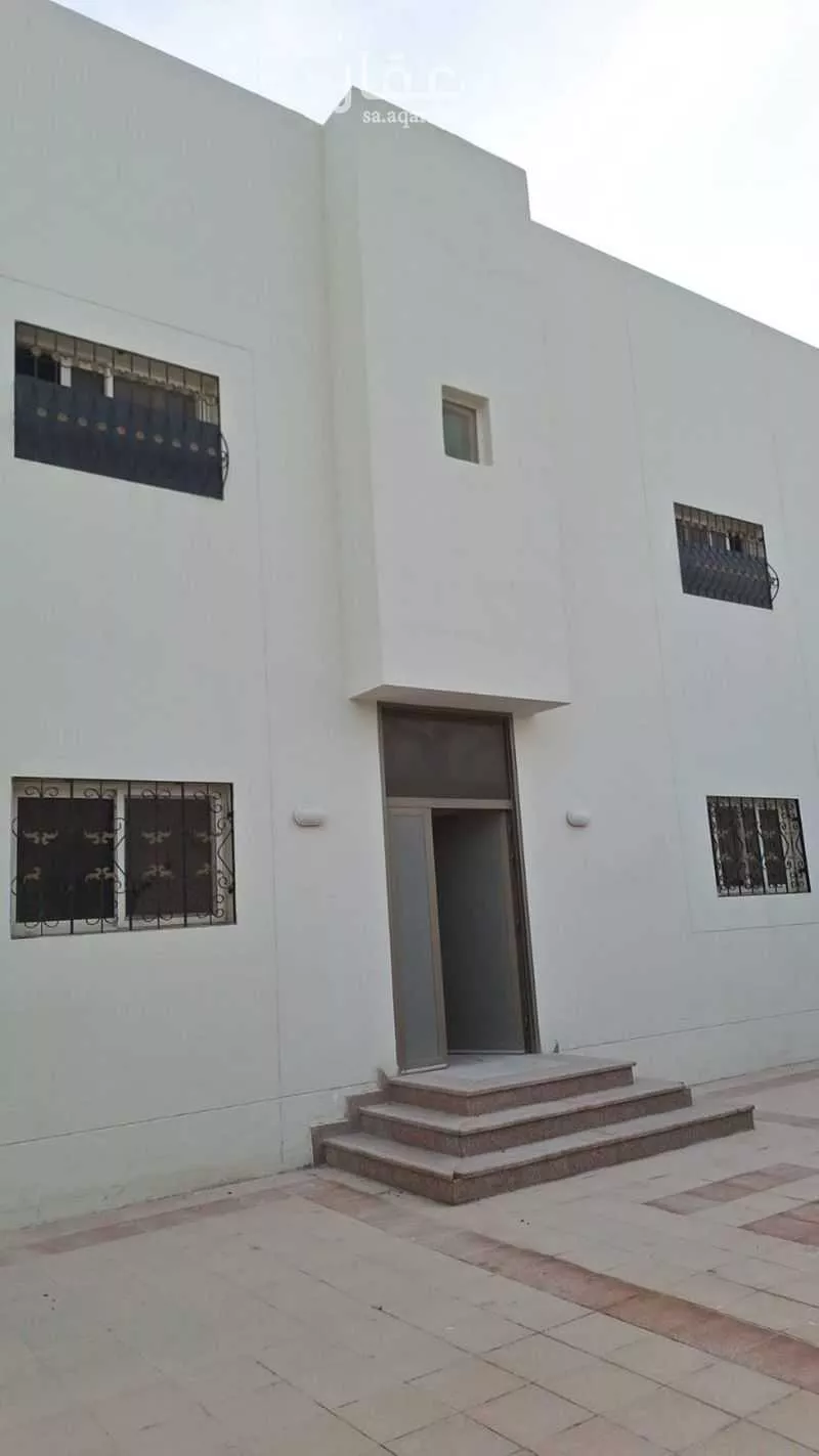 5 bedroom villa in As Sawari 6