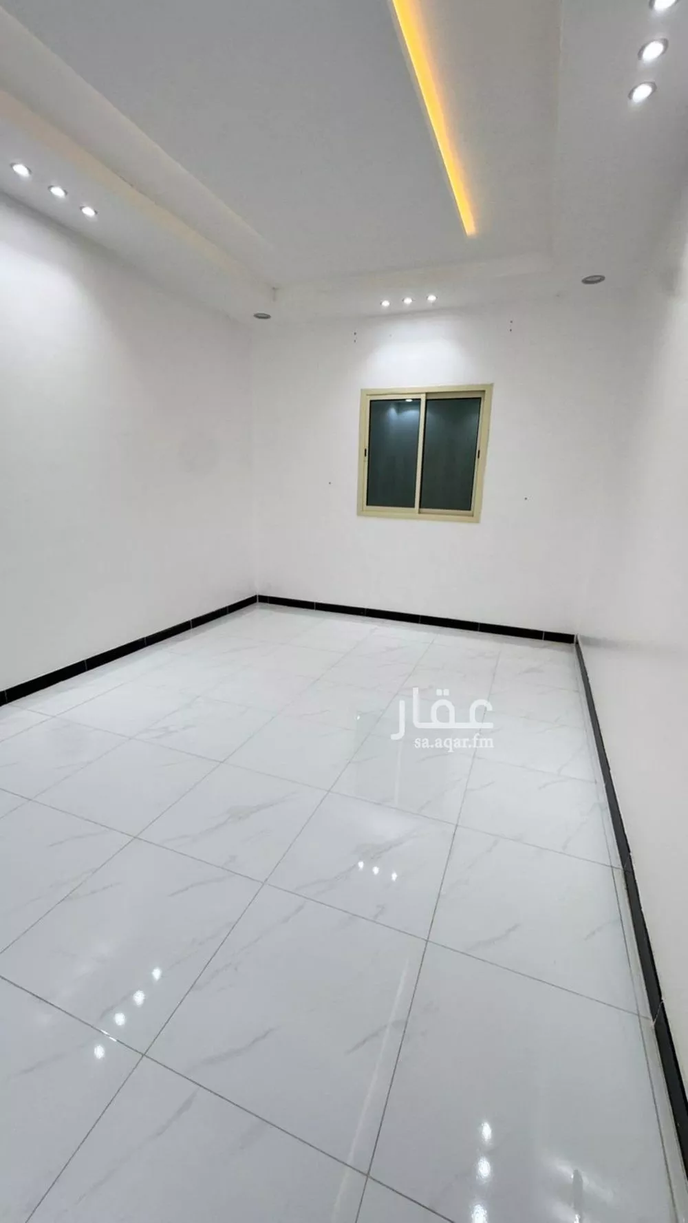 2 bedroom floor in Al Janadriyah 4