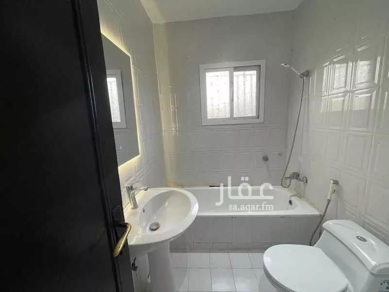 شقة 3 غرف في العليا 4