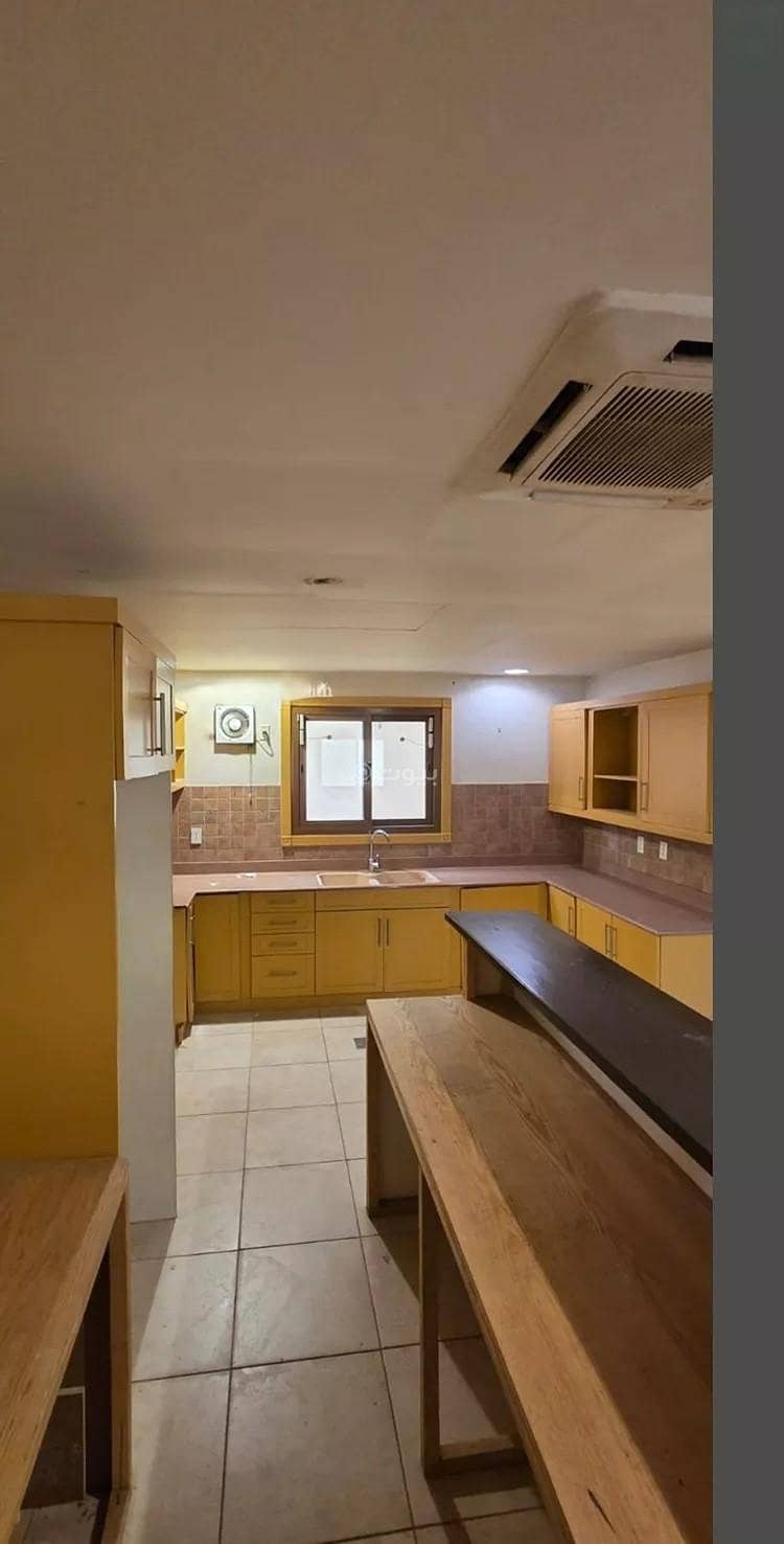 5 bedroom villa in Al Qashlah, Eastern Province 15
