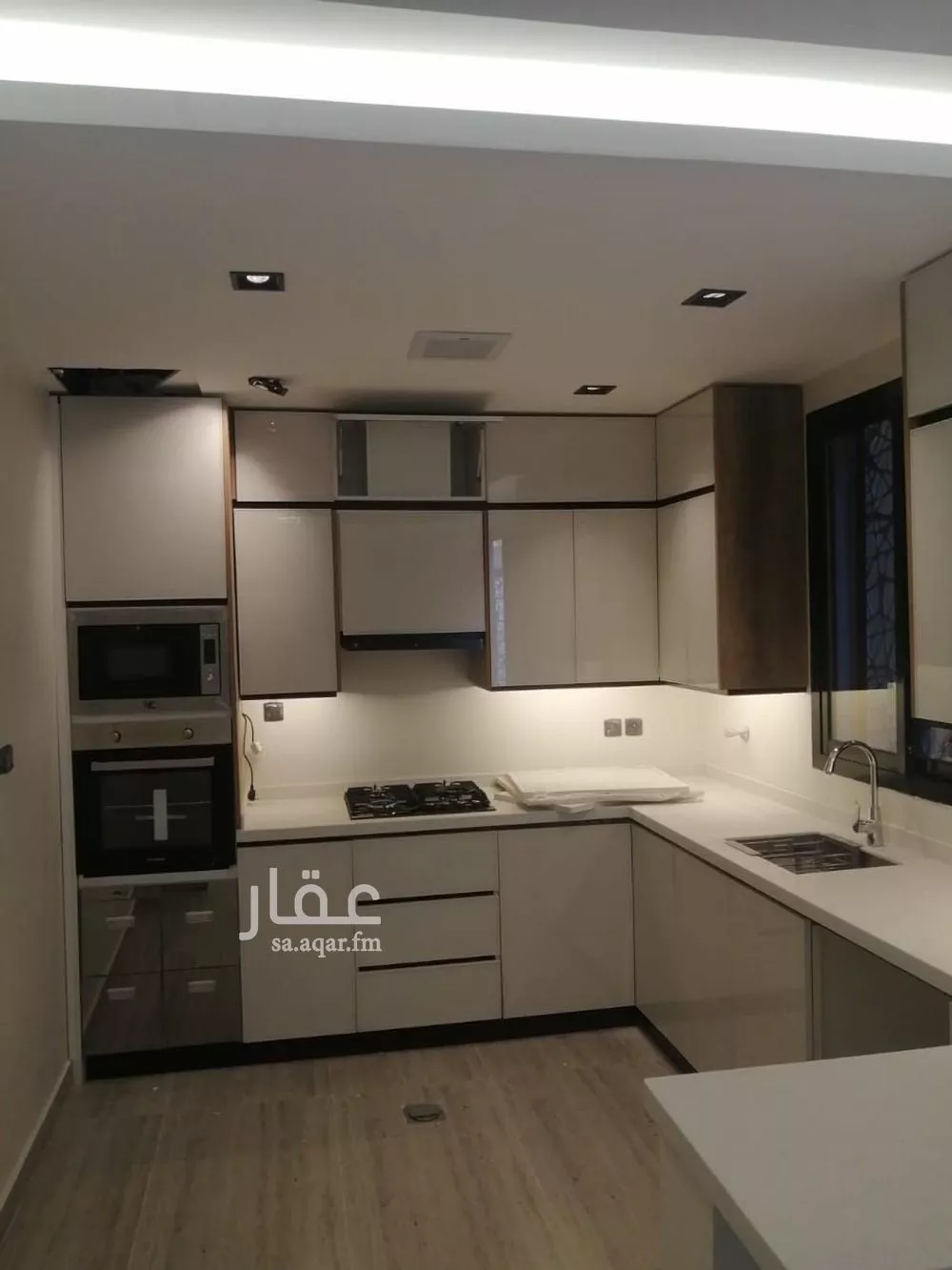 عقار 15 غرف في الضباط، الرياض 14