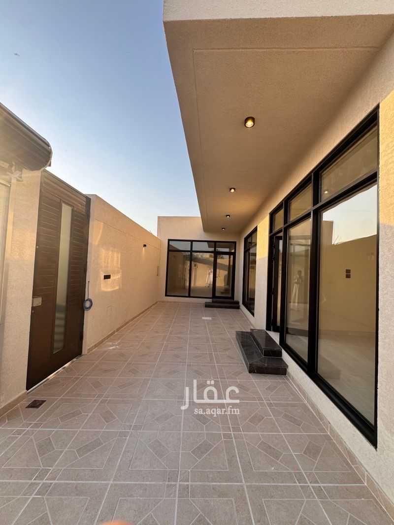 4 bedroom villa in East Beach, Eastern Province 5