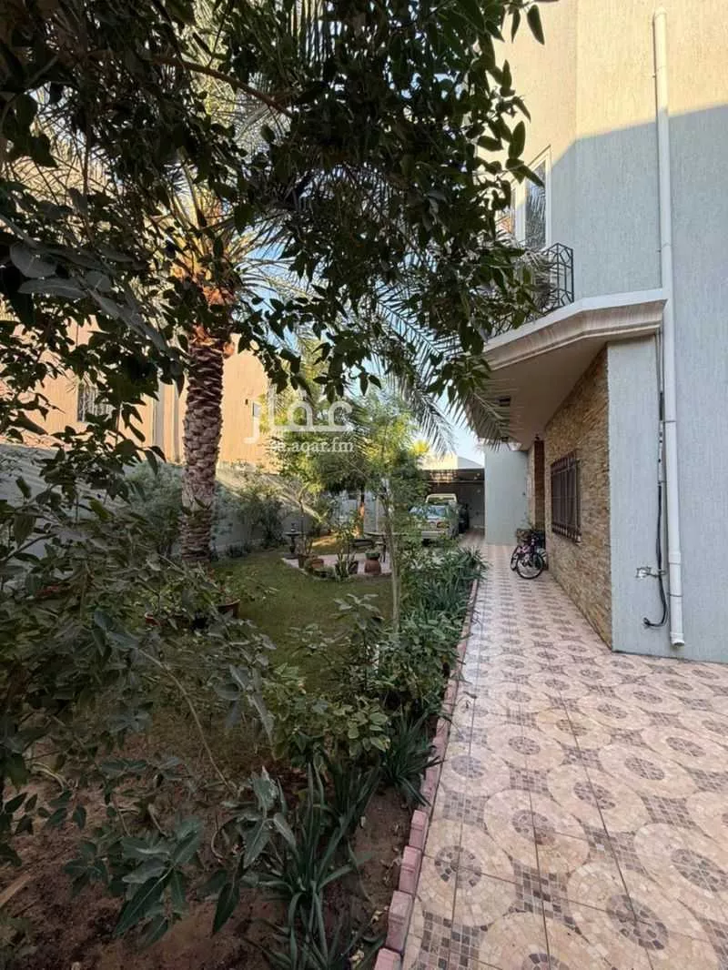 فيلا 8 غرف في القشلة 2
