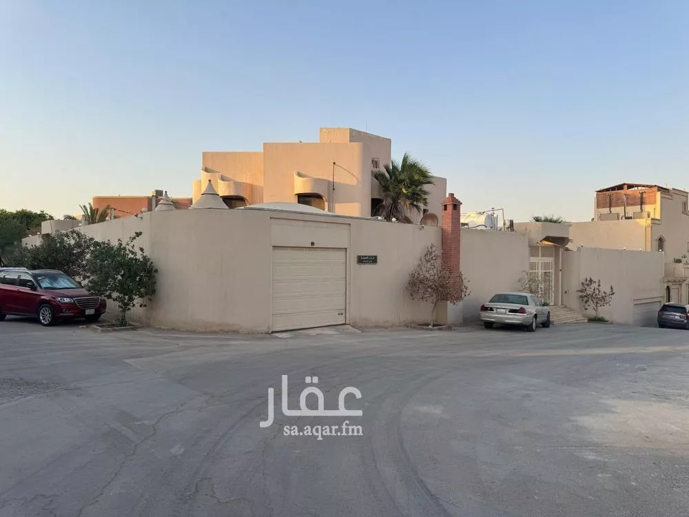1160 sqm land in Al Rabwa 3