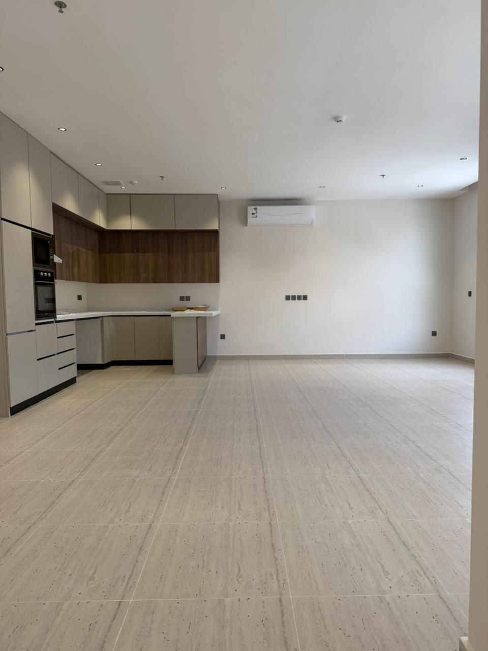 2 bedroom apartment in Irqah 9