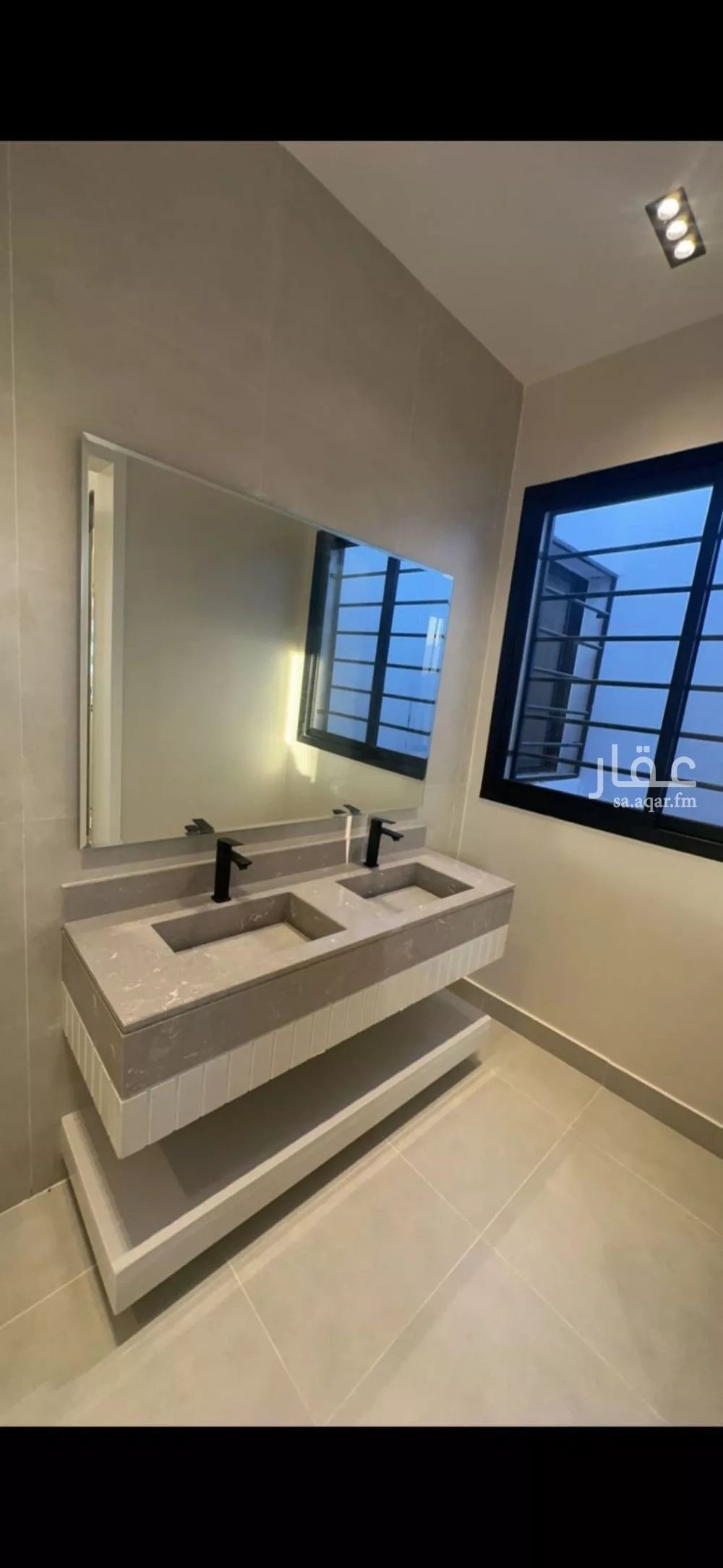 3 bedroom floor in Okaz 5