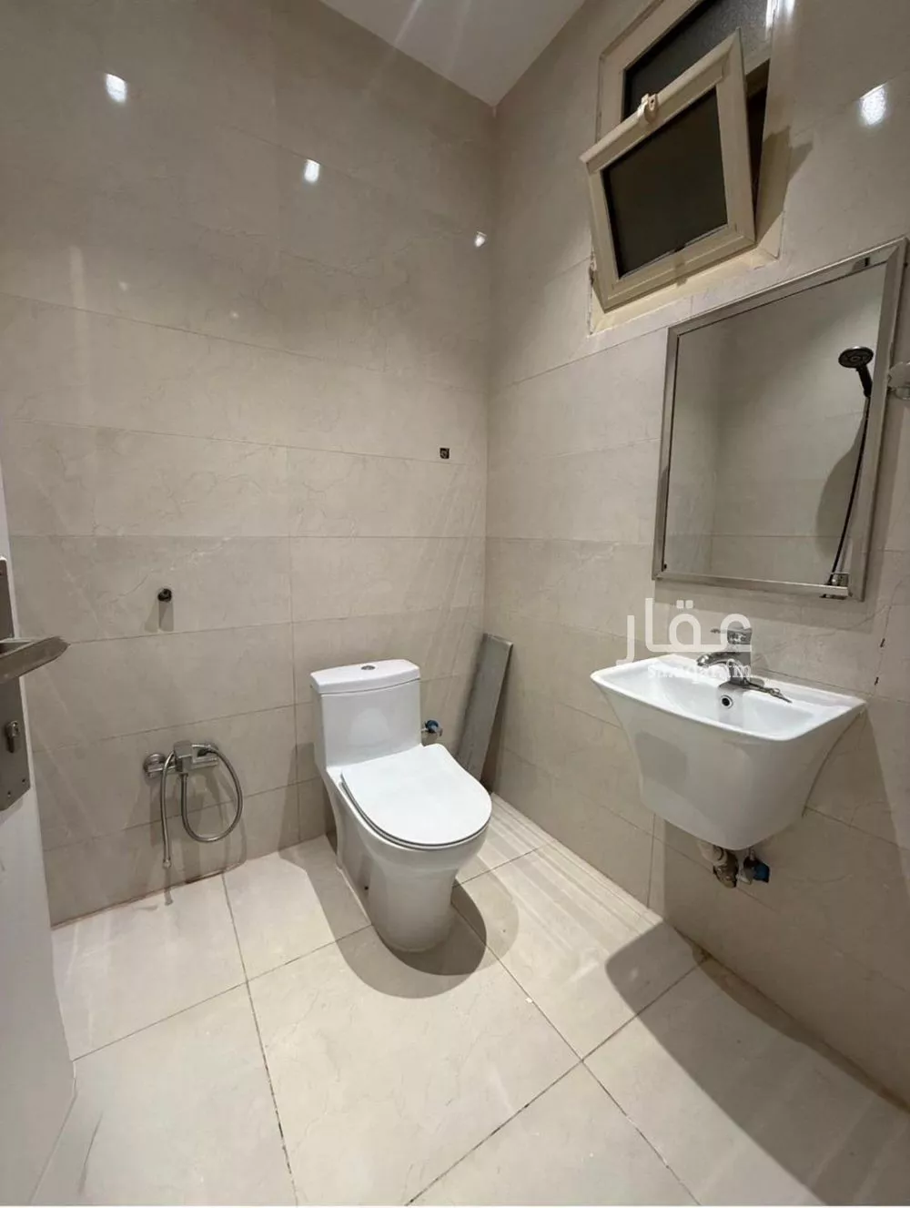 3 bedroom floor in Al Narjis 5