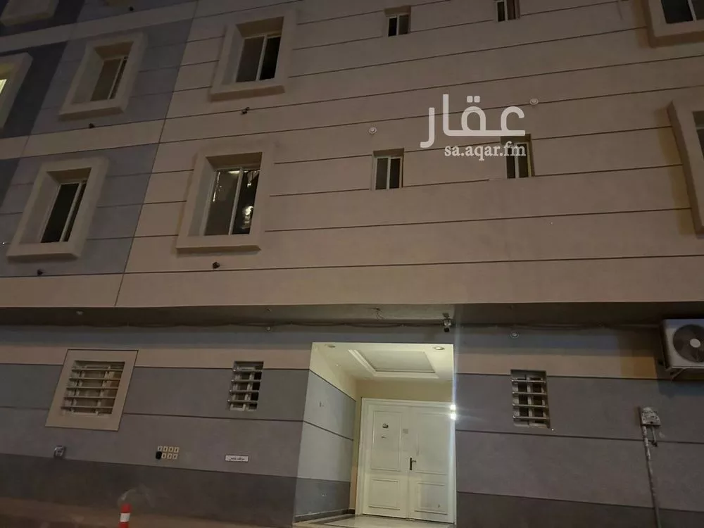 5 bedroom apartment in Dhahrat Namar 12