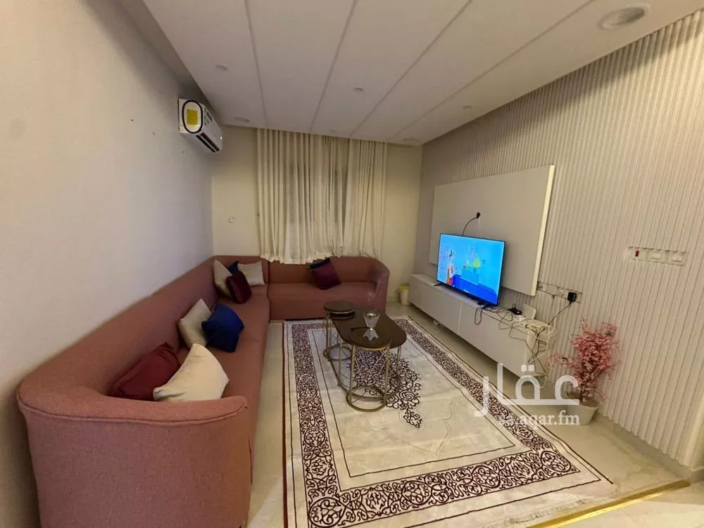 5 bedroom apartment in Dhahrat Namar 10