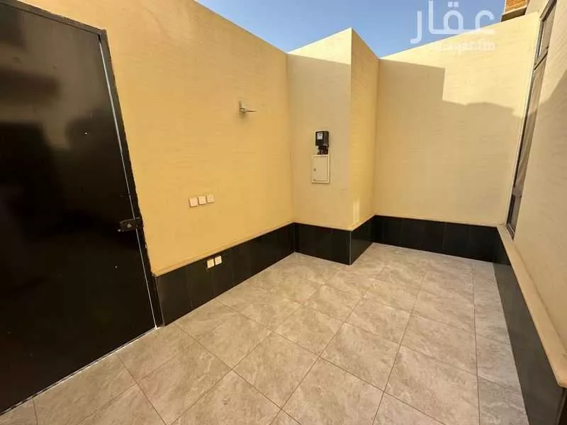 دور 4 غرف في النموذجية 12