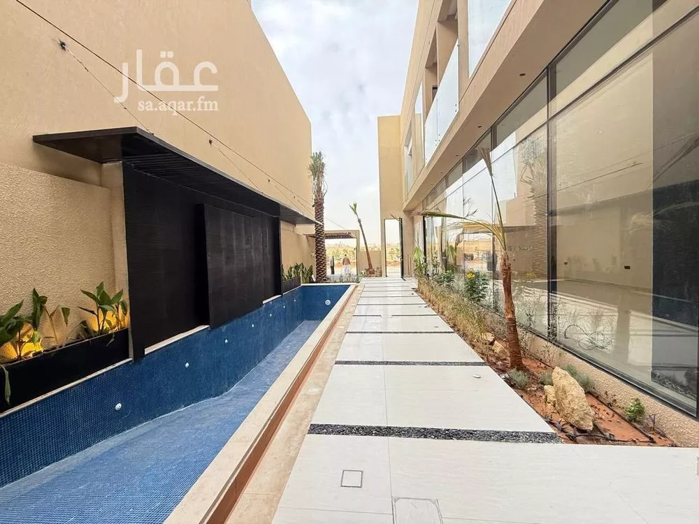 6 bedroom villa in Al Mahdiyyah 16