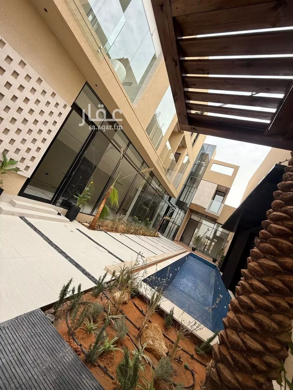 6 bedroom villa in Al Mahdiyyah 25