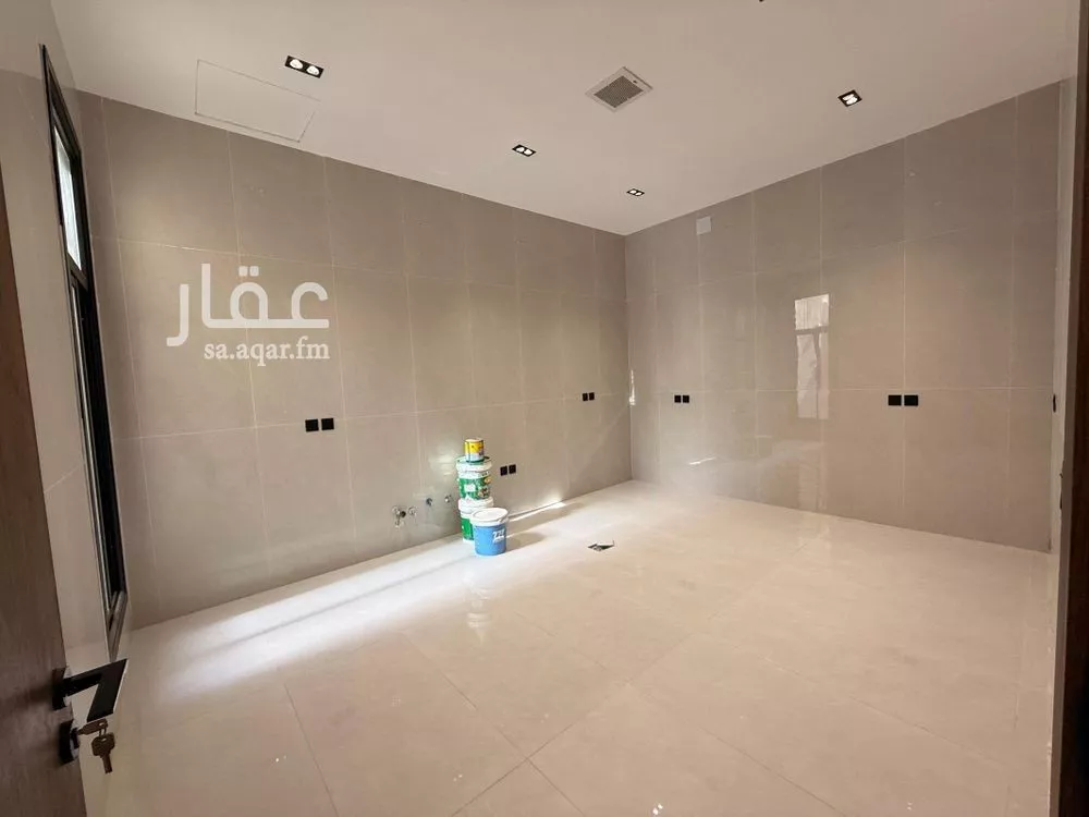 3 bedroom apartment in Ash Sharq 16