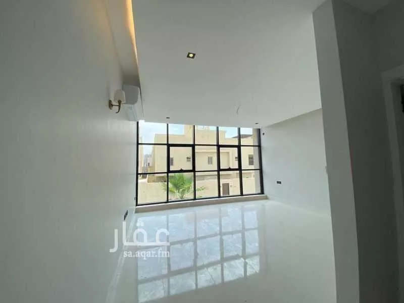 3 bedroom villa in Al Aridh 18