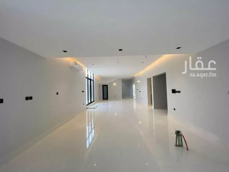 3 bedroom villa in Al Aridh 10