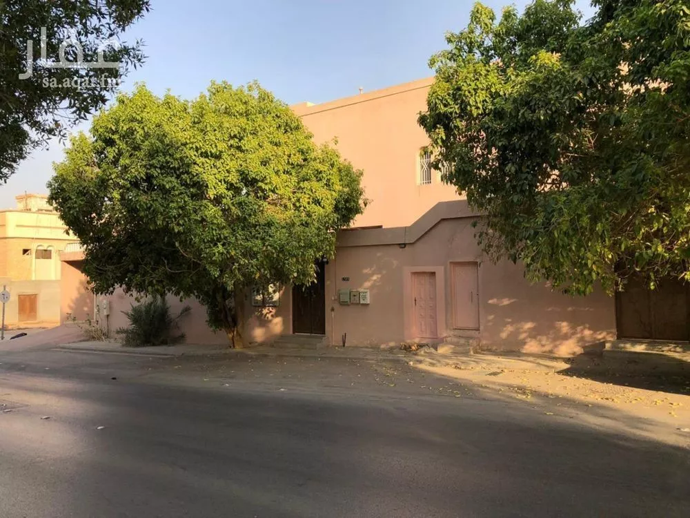 فيلا 12 غرف في الدريهمية 7