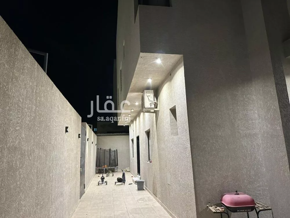 فيلا 7 غرف في المهدية 3
