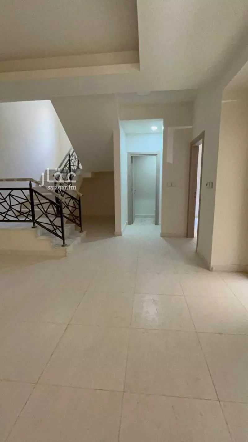 4 bedroom villa in Riyadh 3