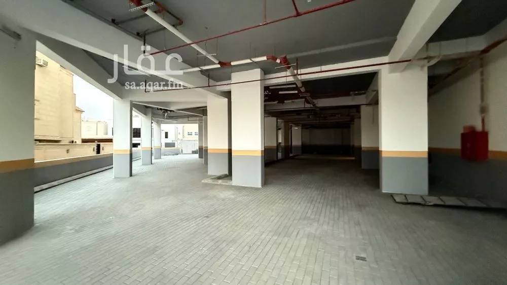 3 bedroom apartment in Irqah, Riyadh 12