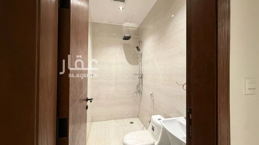 3 bedroom apartment in Irqah, Riyadh 9
