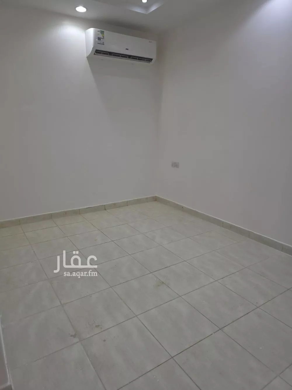 3 bedroom floor in Al Qairawan 4