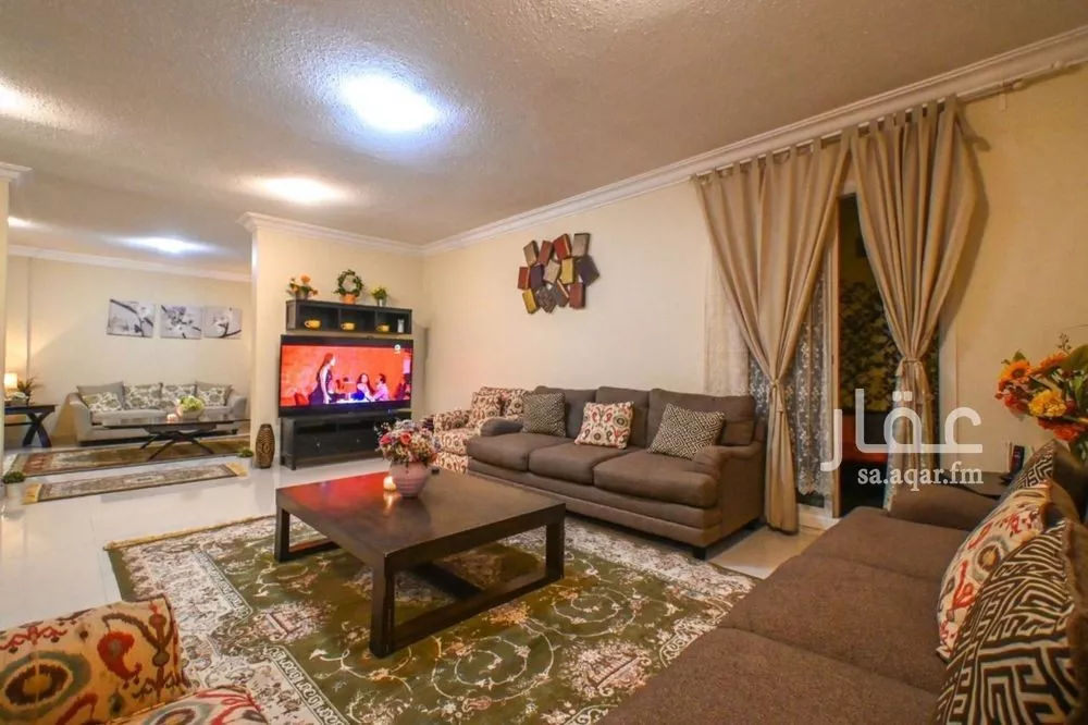 3 bedroom apartment in Al Malqa 4