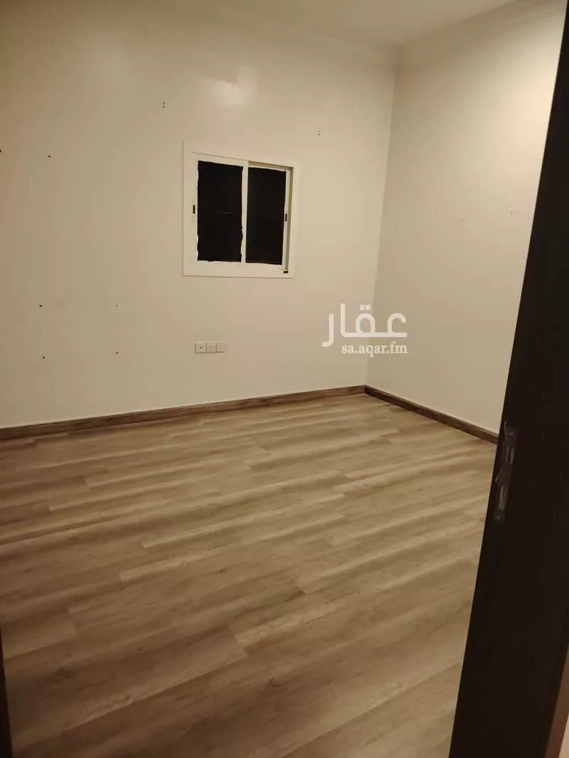 شقة 6 غرف في الندى 6