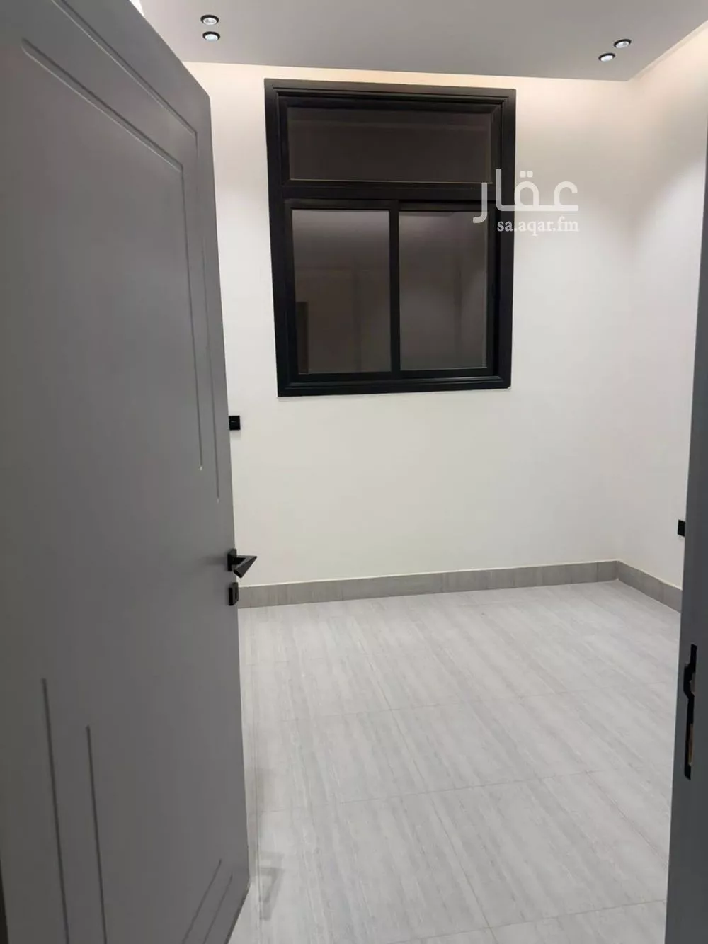 3 bedroom floor in Al Yarmouk 9