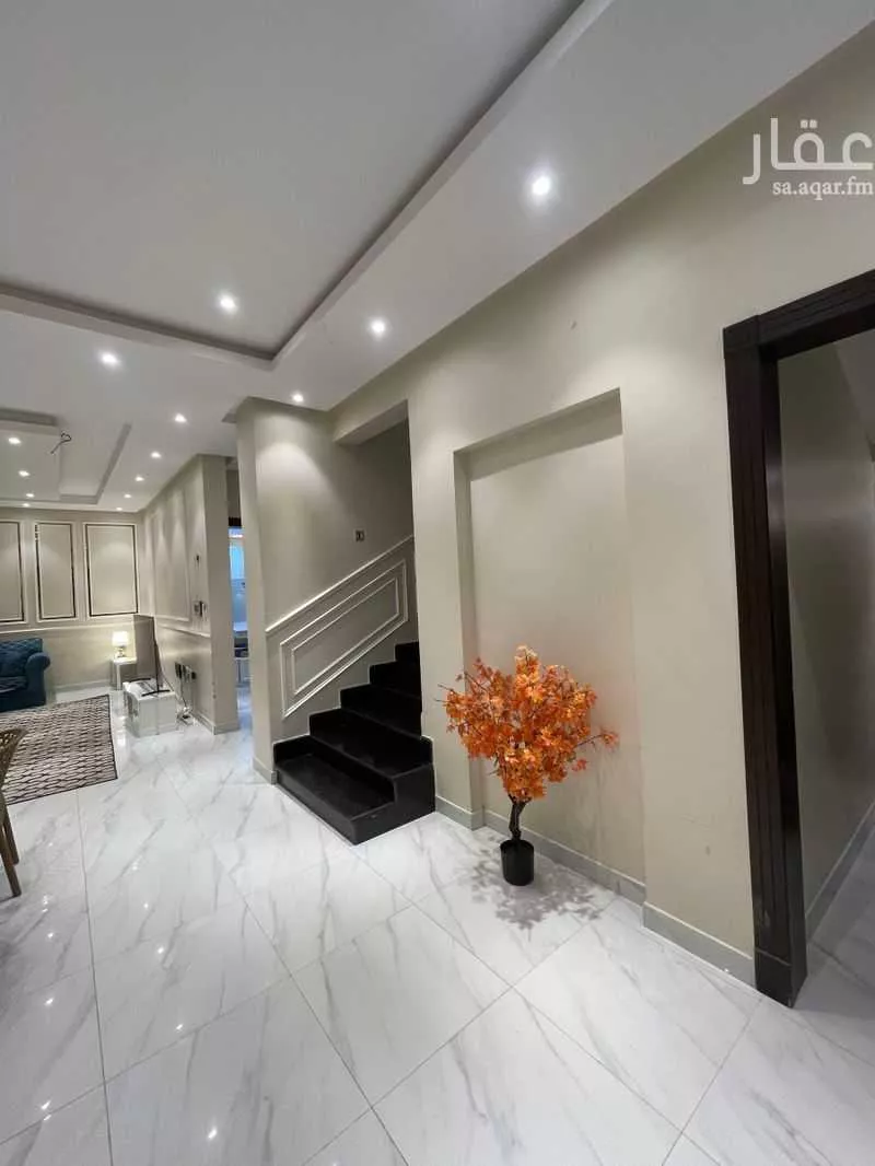 6 bedroom villa in Al Aridh 7