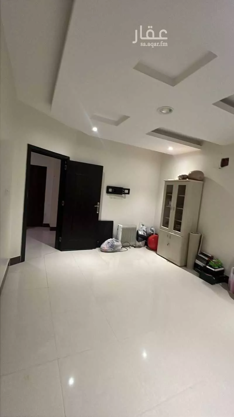 3 bedroom apartment in Dhahrat Laban 3