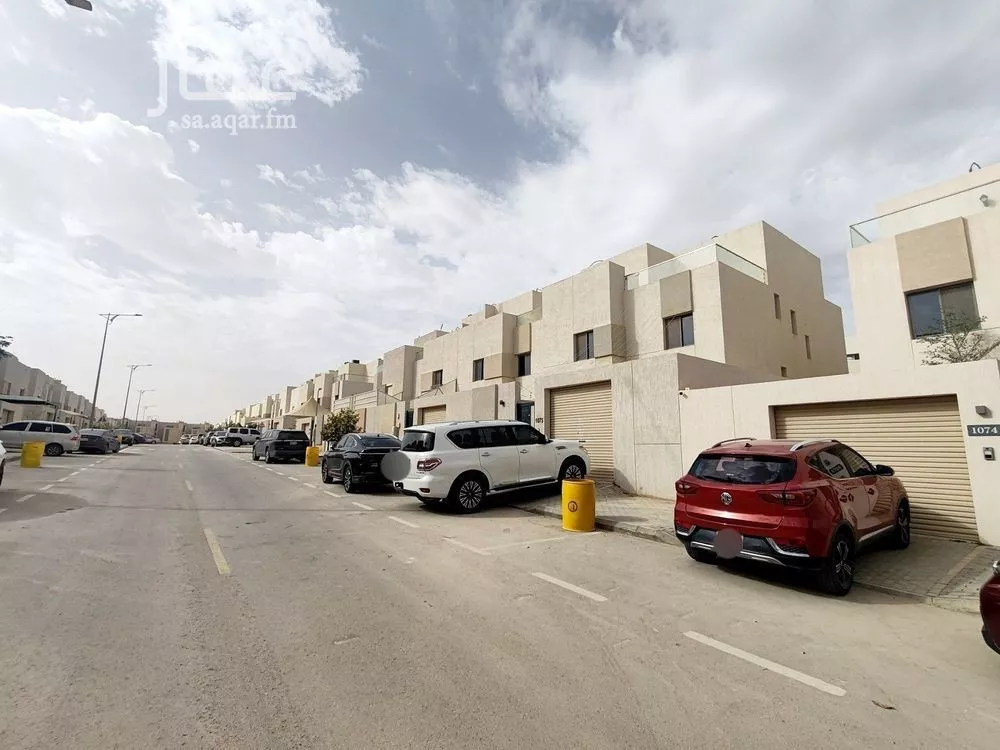 4 bedroom villa in Al Narjis 2