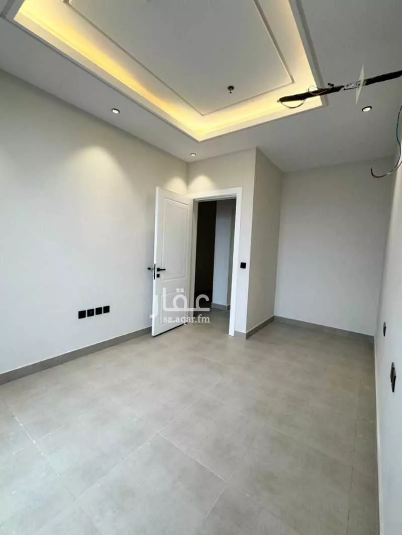 شقة 3 غرف في العارض 10