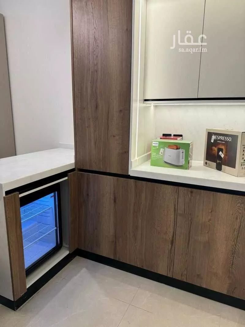 4 bedroom apartment in Al Qairawan 8