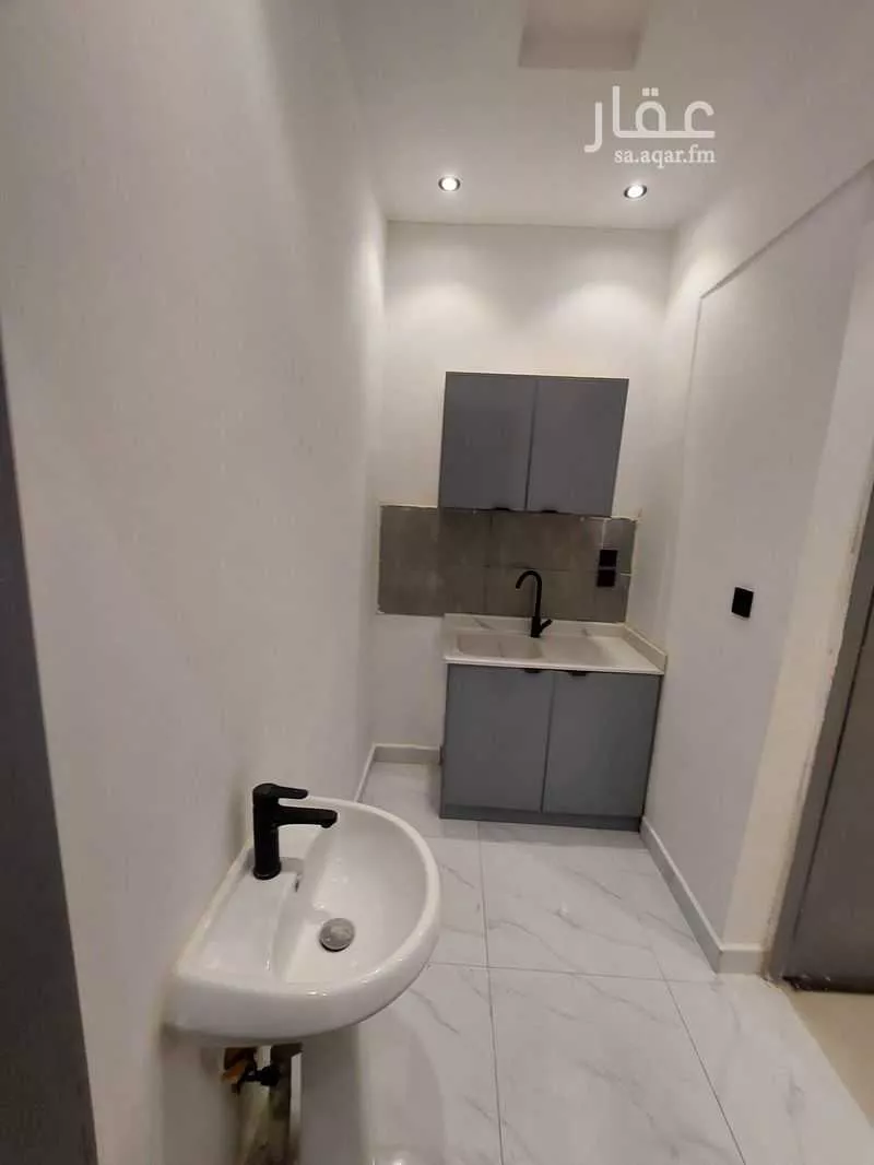 1 bedroom floor in Al Narjis 6