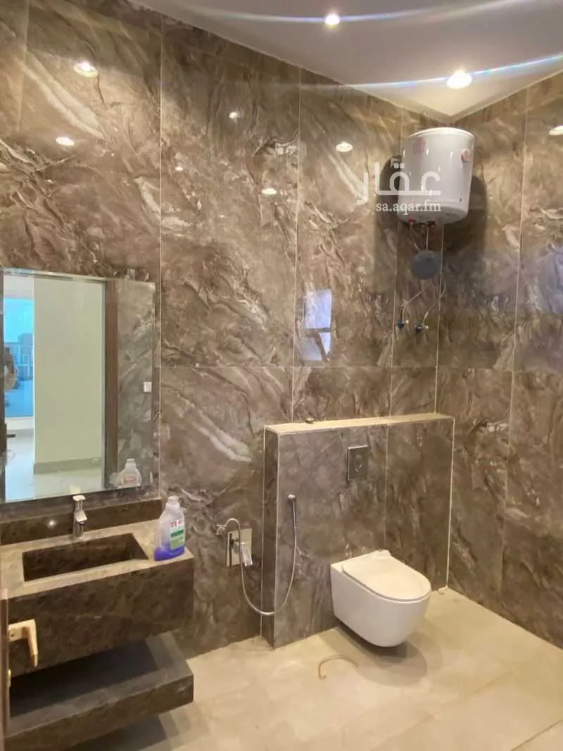 4 bedroom apartment in Al Rimal 6