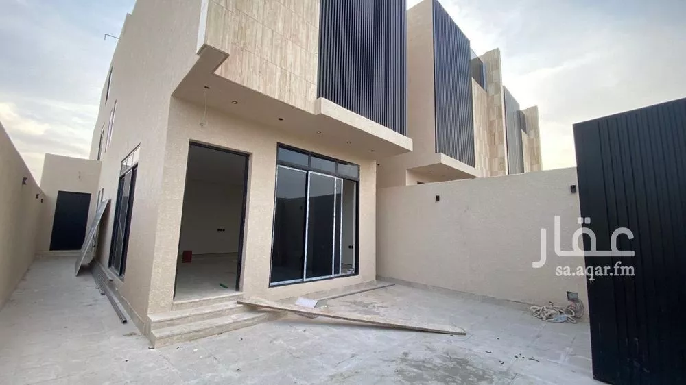 6 bedroom villa in Al Shiraa 3