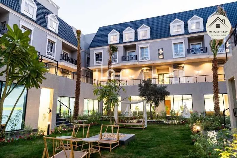 3 bedroom apartment in Al Malqa 9