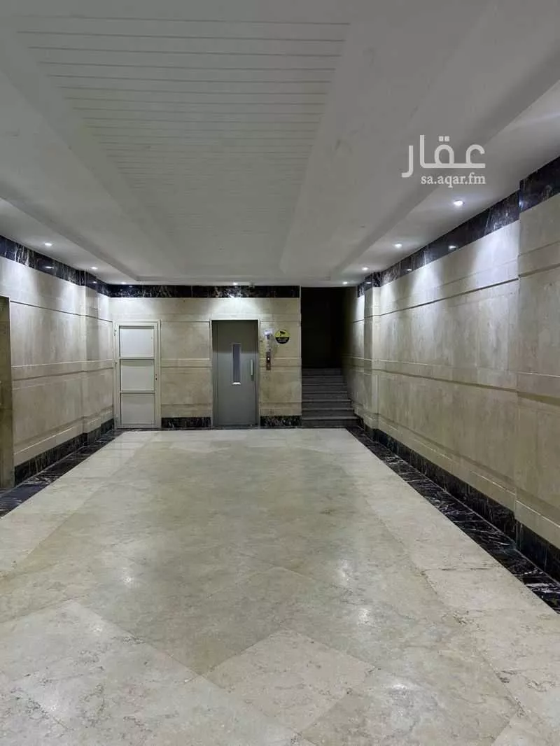 4 bedroom apartment in Muraykh 3