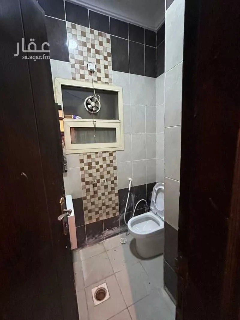 4 bedroom apartment in Muraykh 4