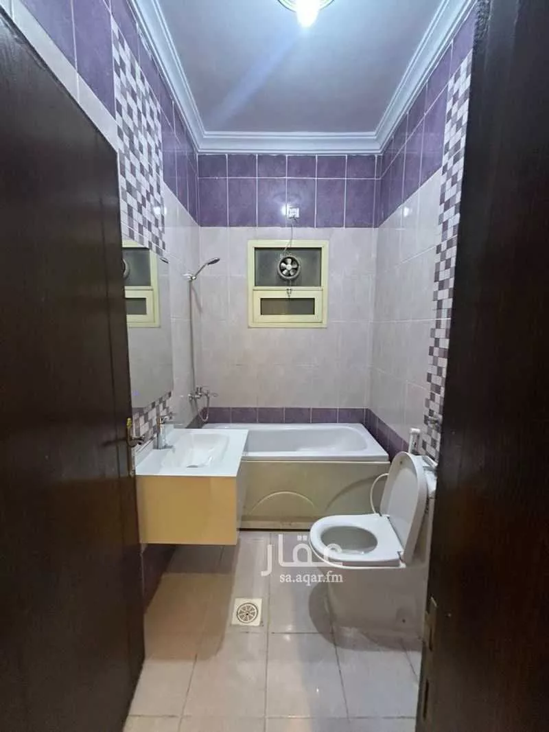 4 bedroom apartment in Muraykh 5