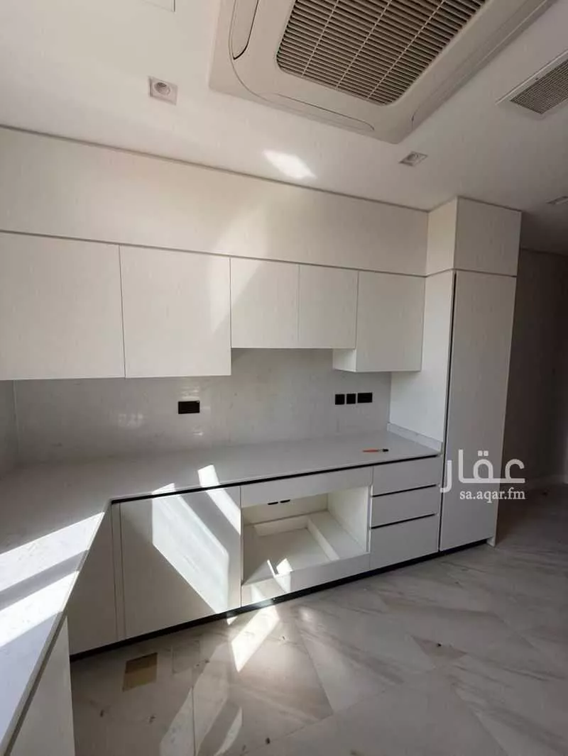 4 bedroom villa in Sidrah 5