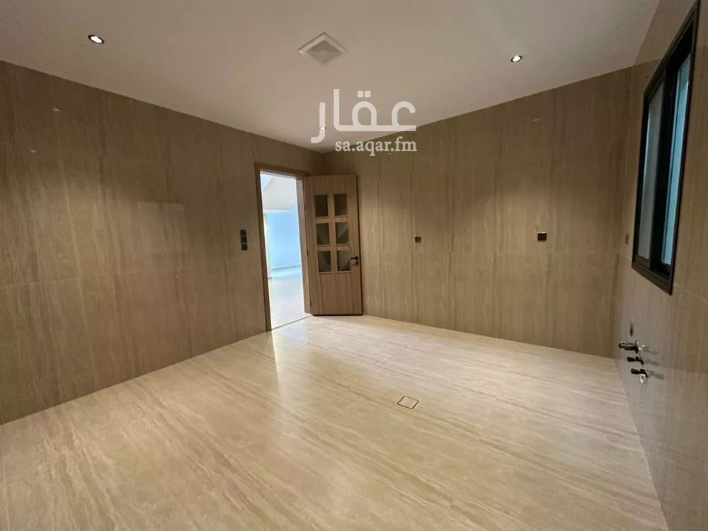 فيلا 9 غرف في الصواري 9
