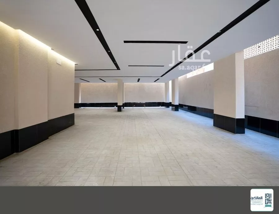 4 bedroom apartment in Al Rawdah 6