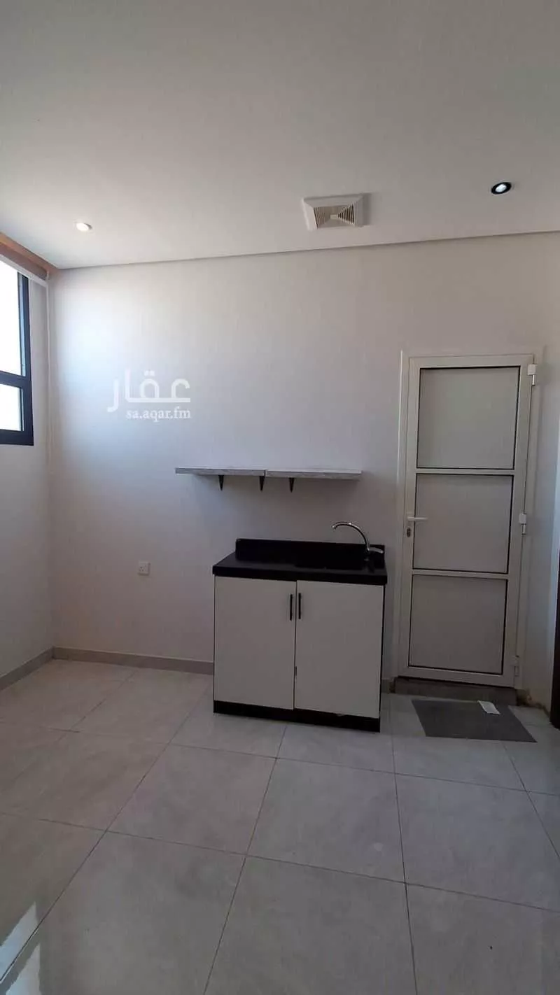 شقة 1 غرف في جرير 10