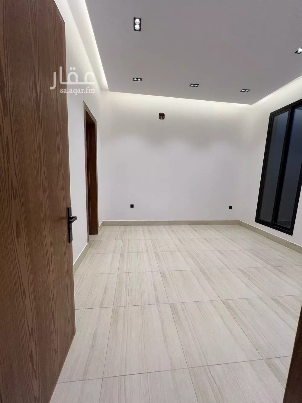 3 bedroom floor in Riyadh 9