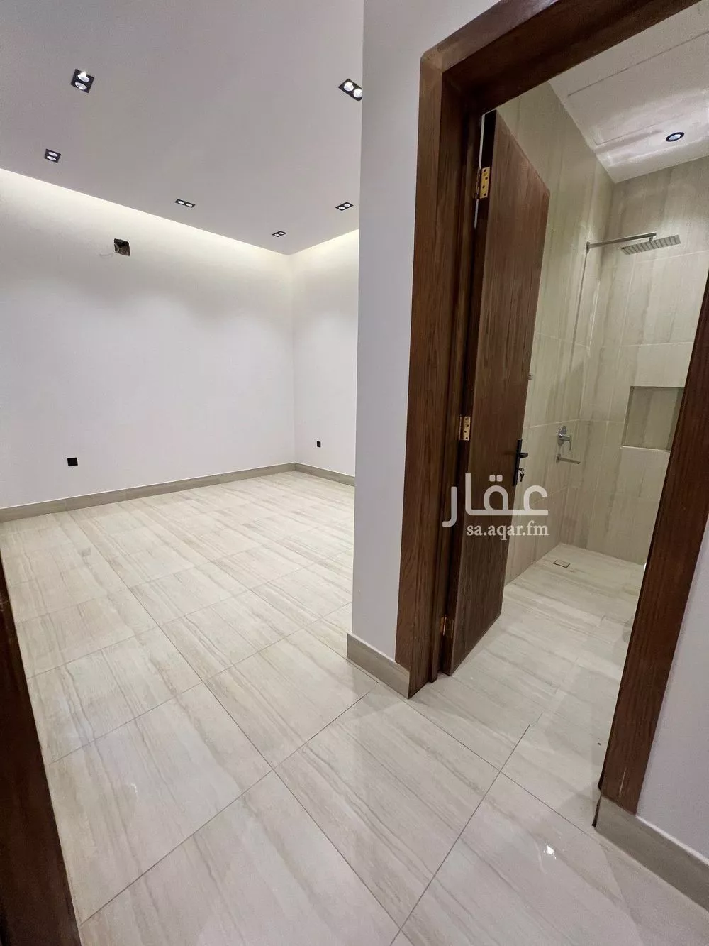 3 bedroom floor in Riyadh 10