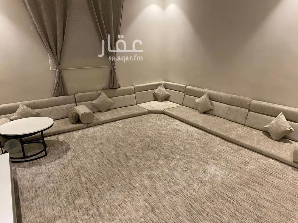 3 bedroom floor in Al Maseef 11