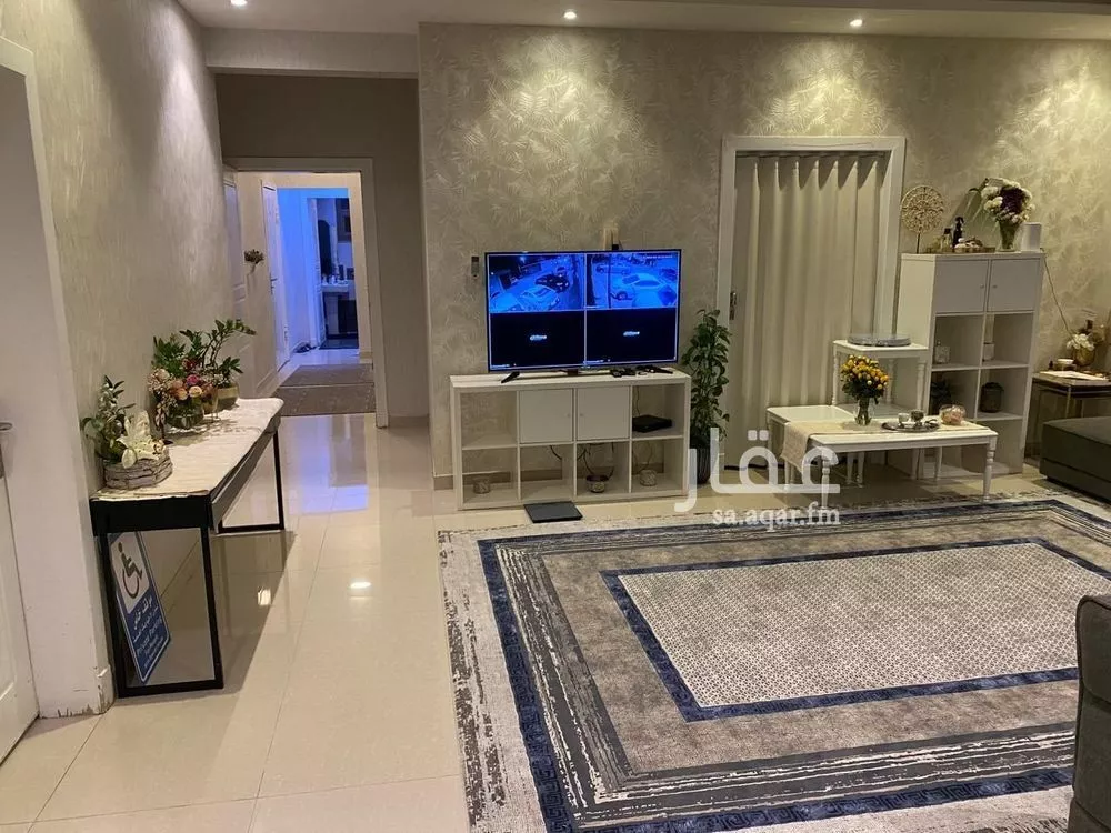 3 bedroom floor in Al Maseef 5