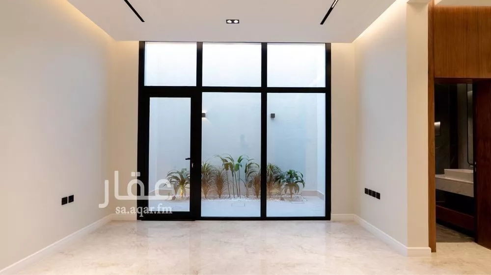 دور 3 غرف في العارض 13