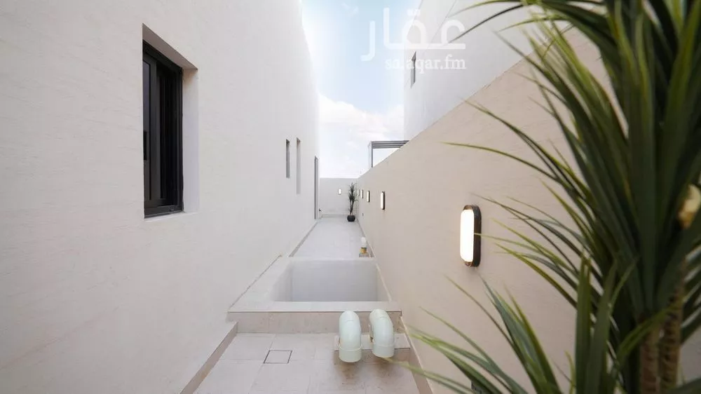 دور 3 غرف في العارض 6